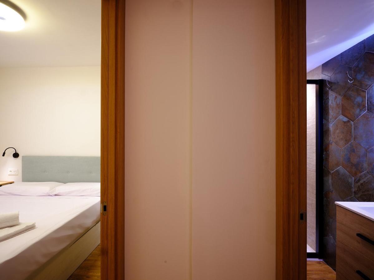 Leo Home- Bright & Centric 3 Bedrooms Apartment With Private Parking Included Málaga Exteriör bild