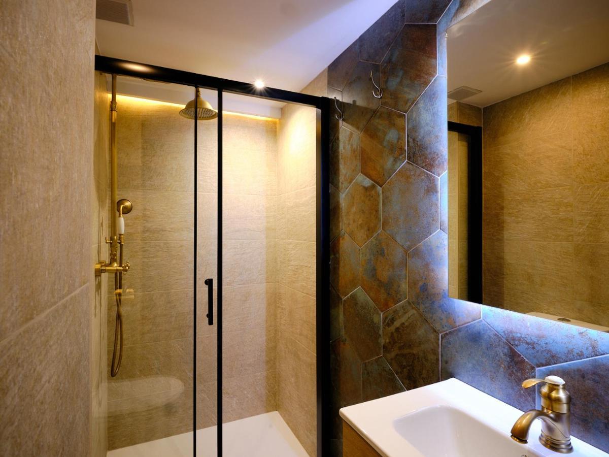Leo Home- Bright & Centric 3 Bedrooms Apartment With Private Parking Included Málaga Exteriör bild