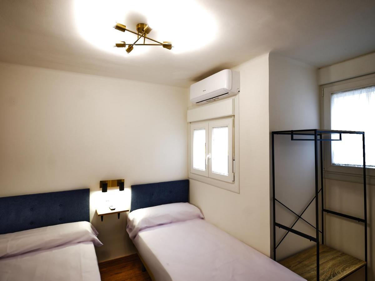 Leo Home- Bright & Centric 3 Bedrooms Apartment With Private Parking Included Málaga Exteriör bild