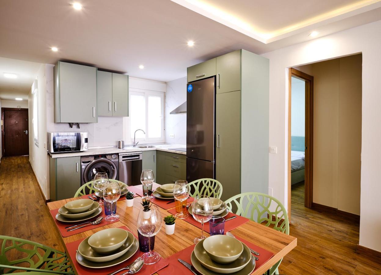 Leo Home- Bright & Centric 3 Bedrooms Apartment With Private Parking Included Málaga Exteriör bild
