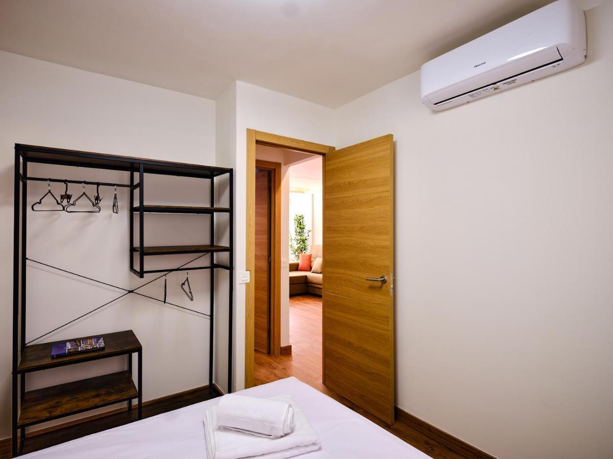 Leo Home- Bright & Centric 3 Bedrooms Apartment With Private Parking Included Málaga Exteriör bild