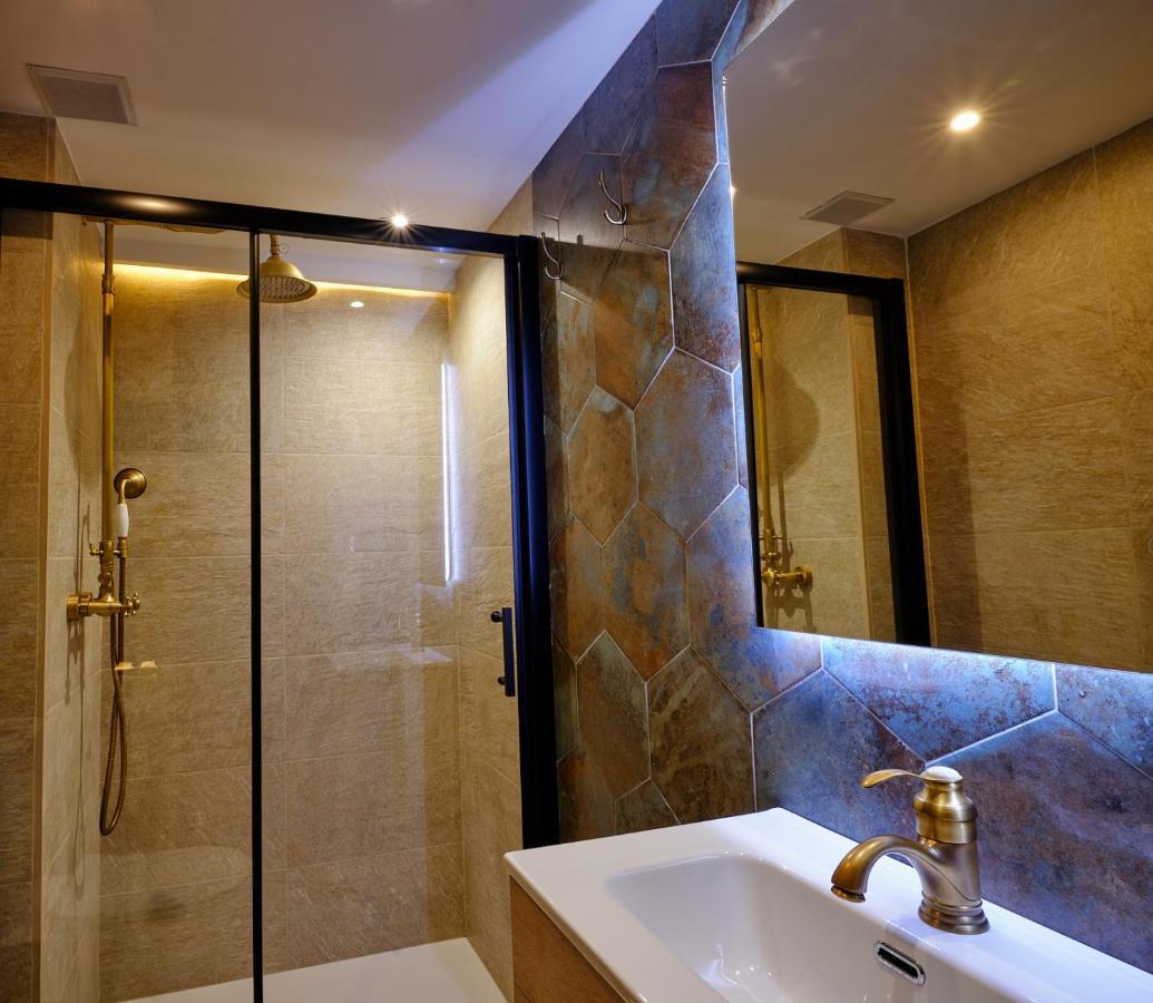 Leo Home- Bright & Centric 3 Bedrooms Apartment With Private Parking Included Málaga Exteriör bild